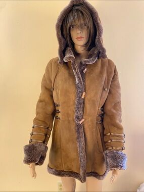 Sheepskin car coat, NWOT, size small, 36”chest